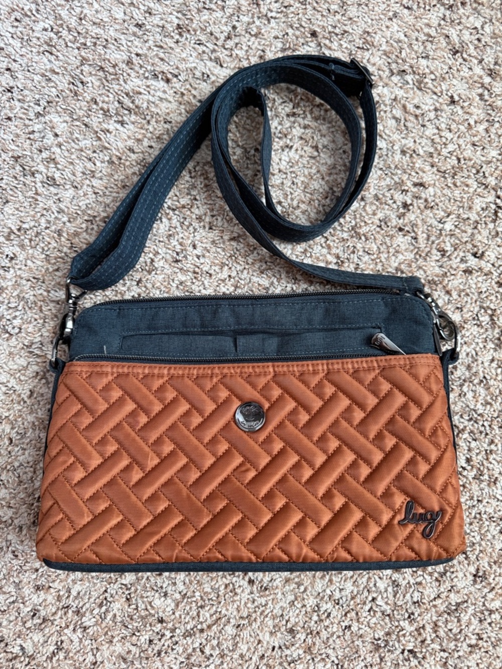 WOMENS LUG PIROUETTE CROSS-BODY BAG PURSE